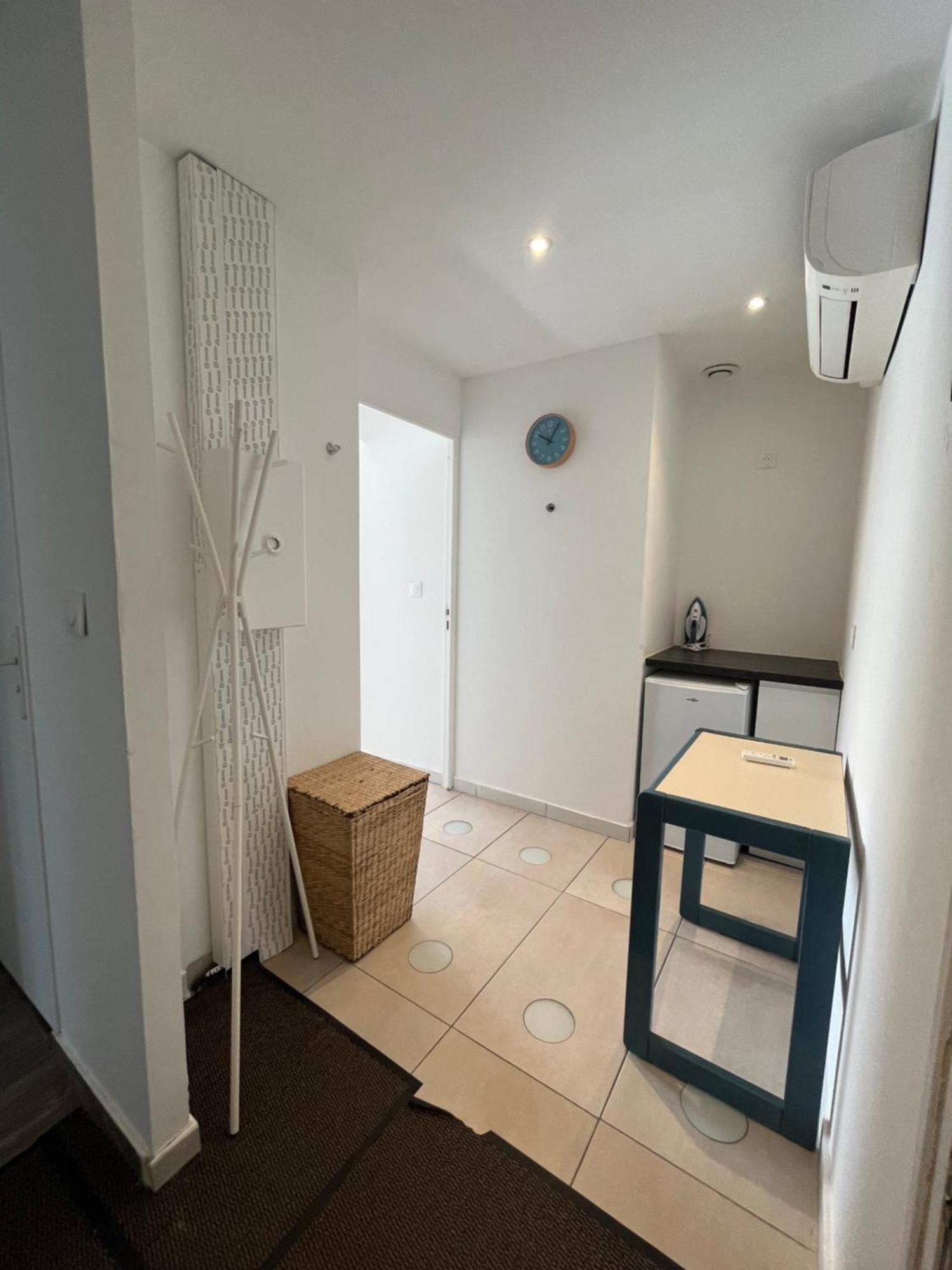 Appartement 4 Personnes, Aeroport Marseille Marignane Exterior photo